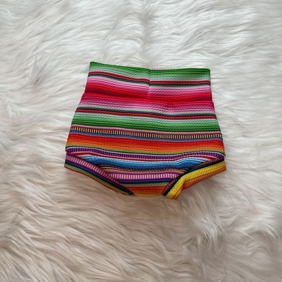 Serape Print Bummies and Bow set for Baby's birthday, smash cake, photo shoot - Picture 3 of 4